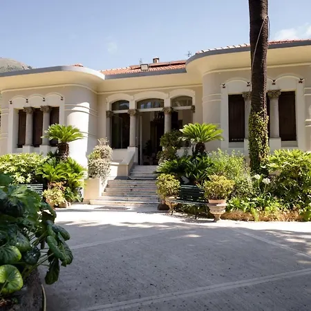 Casa Rosso Bed & Breakfast